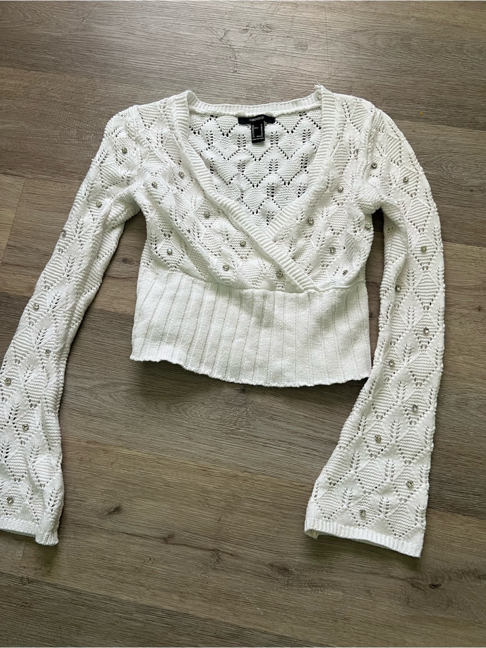Forever 21 White Open-Knit Cropped V-Neck Sweater